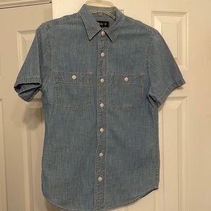 Madewell Mens XS Blue Denim Button Up Shirt